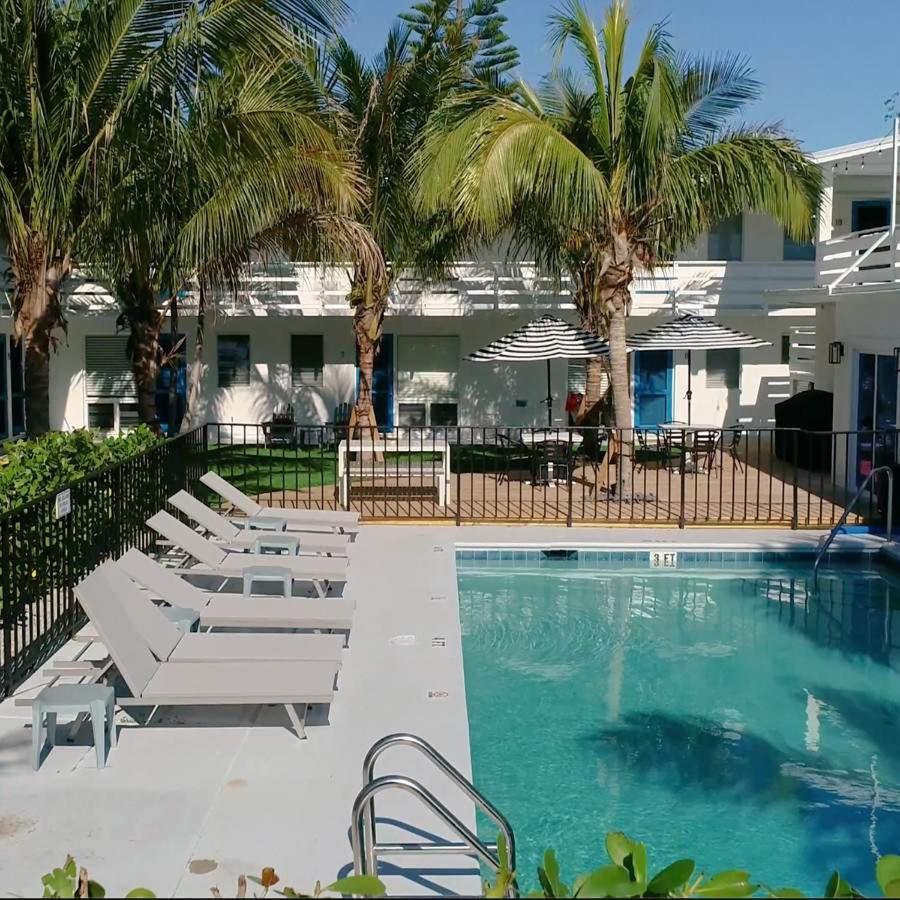 Seaspray Surf Lodge Vero Beach Exterior photo